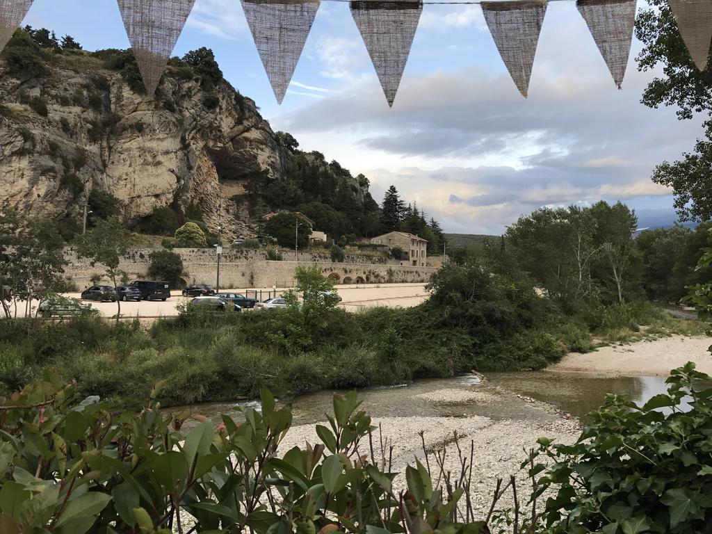 Les Chambres Du Moulin A Huile Vaison-la-Romaine Exterior foto